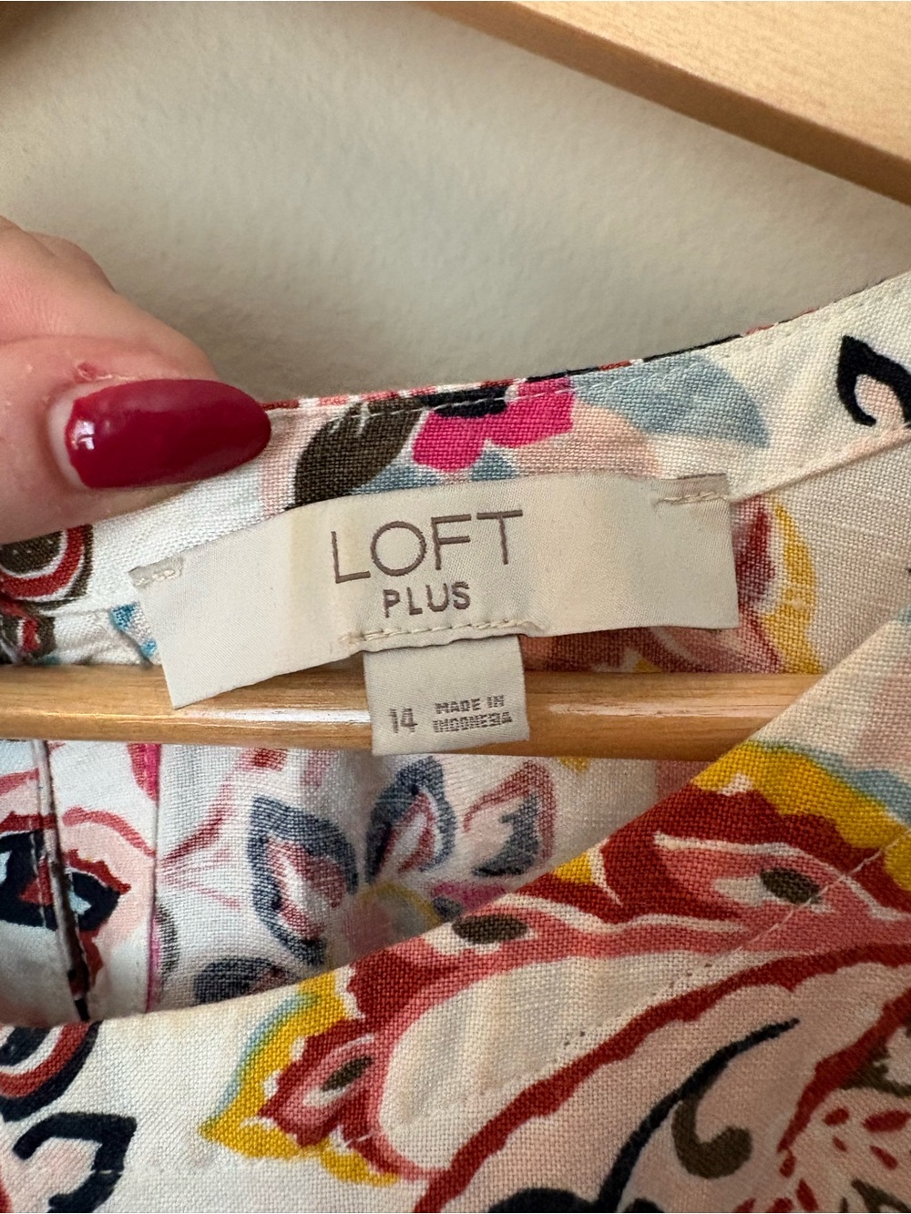 Size 14 LOFT Plus Multicolor Floral Linen Blend Sleeveless Swing Dres - Picture 2 of 7